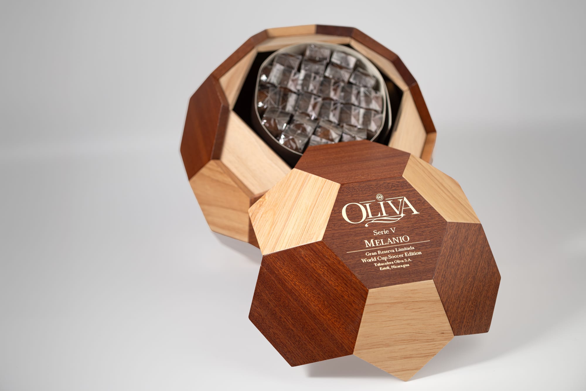 Oliva Serie V Melanio Double Toro 6